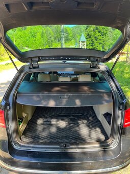 Volkswagen Passat B7 Variant 2.0 TDI Highline - 8