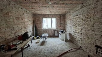 Na predaj RD v obci Konská s pozemkom 821m2 + projekt domu. - 8