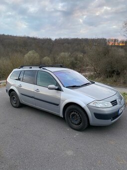 Renault Megane grandtour 2. 1.9dci 88kw - 8