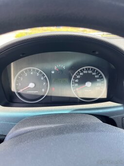 Predám Hyundai Getz 1.4 (71 kW) – spoľahlivé auto za dobrú c - 8