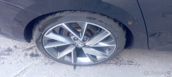 Škoda Superb Sportline - 8