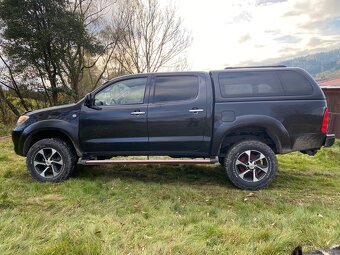 Toyota hilux 2.5 88kw - 8