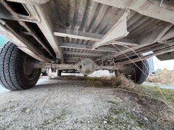 Mercedes-Benz 208D - 8