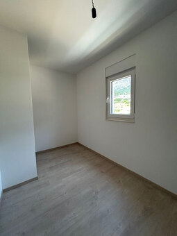 Makarska, 3 izb., garážové státie, bazén, novostavba - 8