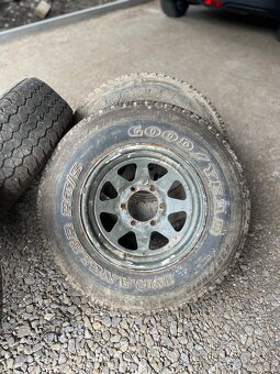 Mangels 6x139,7 R15 - 8