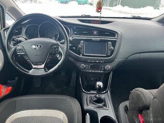 KIA Ceed Gold - 8