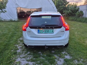 Volvo V60 plugin-hybrid, D5 AWD, r.v. 2016 - 8