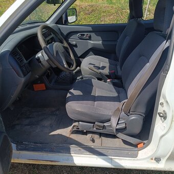 Mitsubishi L200 - 8