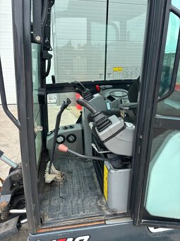 Minibager Bobcat E19 - 8