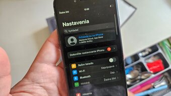 Apple iPhone 8 tmavý 64GB - 8