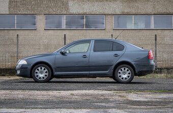 Škoda Octavia 2 z roku 2007 - 8