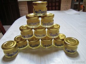Predám včelí med a včelie produkty-medovina,trúdie mlieko - 8
