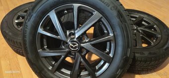 Predám zimnú sadu orig. Mazda 5x114,3 ,205/60 R16 , 7,5mm - 8