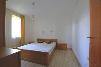 Apartmán 3+kk s verandou a výhledem na bazén sv.Vlas BG - 8