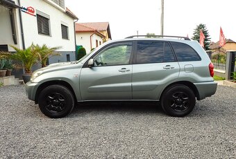 TOYOTA RAV4 2.0 D-4D 4x4 85kW - 2004 - KLIMA- ŤAŽNE - ŠPZ- - 8