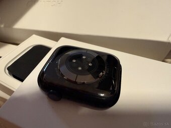 Apple Watch 8 45mm - 8