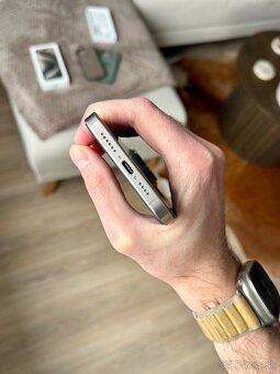 iPhone 15 Pro Max 256GB Natural Titanium - 8