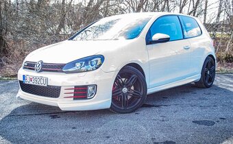 Volkswagen Golf 2.0 TFSI GTI DSG - 8