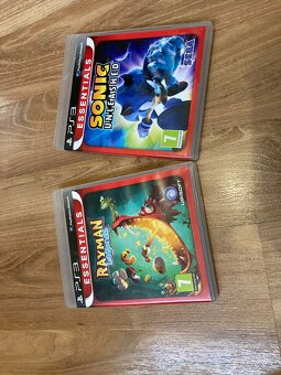 PS3 Ultra Slim 500 GB+2 ovládače+hry+volant - 8
