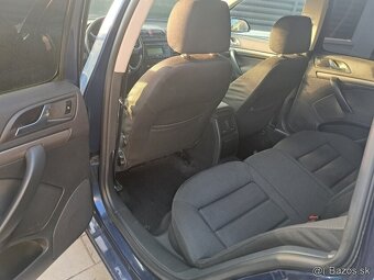 Škoda Octavia combi 2,0 benzín 110KW - 8