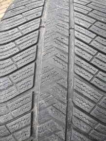 255/45 r19 Michelin - 8