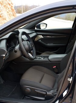 Mazda 3 - 8