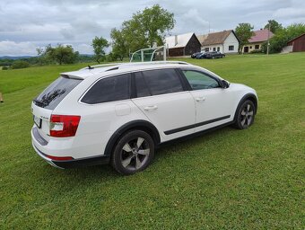 Predám Octavia scout - 8