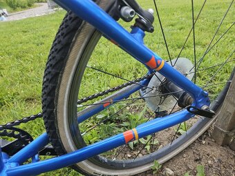 Detsky bicykel 24 Academy Grade 5 - 8