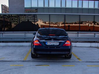 Merceds cls 500 - 8
