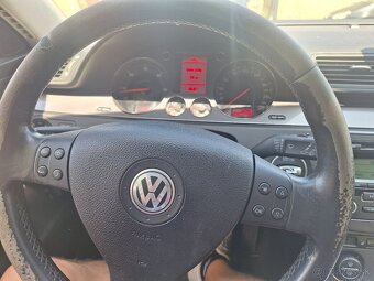 VW PASSAT 2.0 TDI 103 KW KLÍMA ŤAŽNÉ - 8