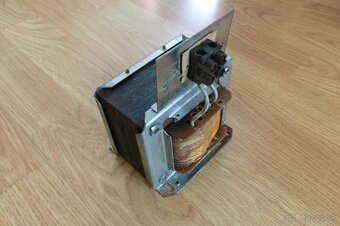 Rôzne transformátory . - 8