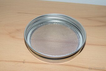 Stojan na klíčenie - 8