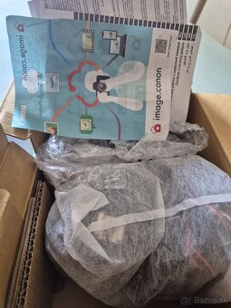 Canon fotak EOS 2000D - 8