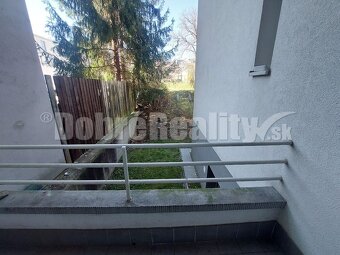 PRENÁJOM: VEĽKOMETRÁŽNY 1 IZBOVÝ BYT S LOGGIOU, CENTRUM - 8