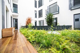 Na prenájom dizajnový apartmán v centre mesta. - 8