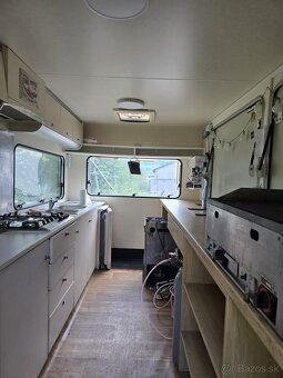 Predajný gastro príves, Food truck, Pojazdné bistro - 8