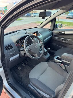 Opel Zafira 1.9 DT - 8