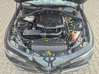 Alfa Romeo Giulia 2021 2.0 Veloce Q4 206kW - 8