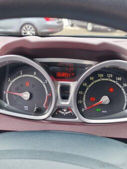 Ford Fiesta 1.2 benzin - 8