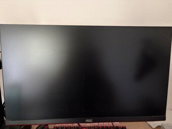 Predám kompletný herný setup – PC + 2 monitory + mikrofón - 8