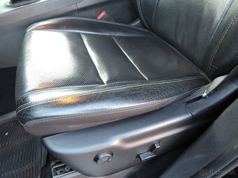 Dodge Durango 5,7 V8 HEMI R/T 6 míst. 85tkm 2019 - 8