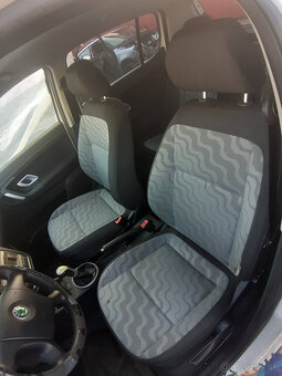 . Škoda Fabia 1,4i 16V - 8
