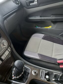 Ford focus - 8
