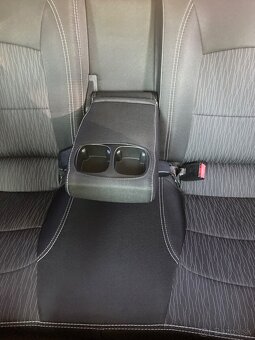 Nissan Qashqai 4x4 2,0 104kW, 1700€ - 8