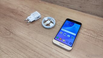 Samsung Galaxy J3 zlatý – super stav - 8