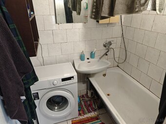 Predaj veľký 3 izbový byt s balkónom na Okružnej ulici - 8