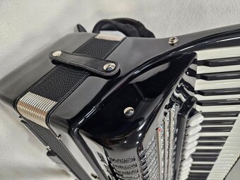akordeon Weltmeister Saphir 120 basovy - 8