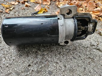 Ford Transit 2,2 diesel 06- rôzne diely. - 8