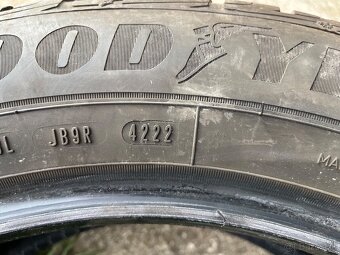 235/55 R18 Goodyear Ultragrip 2ks. - 8