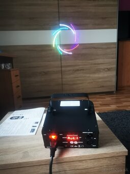 Laser animačný na diaľkové ovládanie, RGB plnofarebný - 8